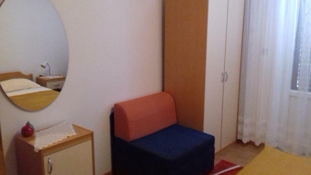 Rooms Katija 马里斯通 外观 照片